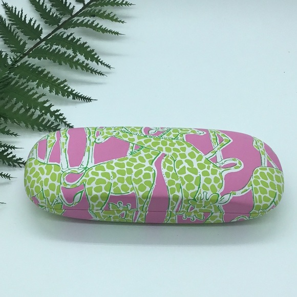 Lilly Pulitzer Accessories Lilly Pulitzer Hard Clamshellstyle